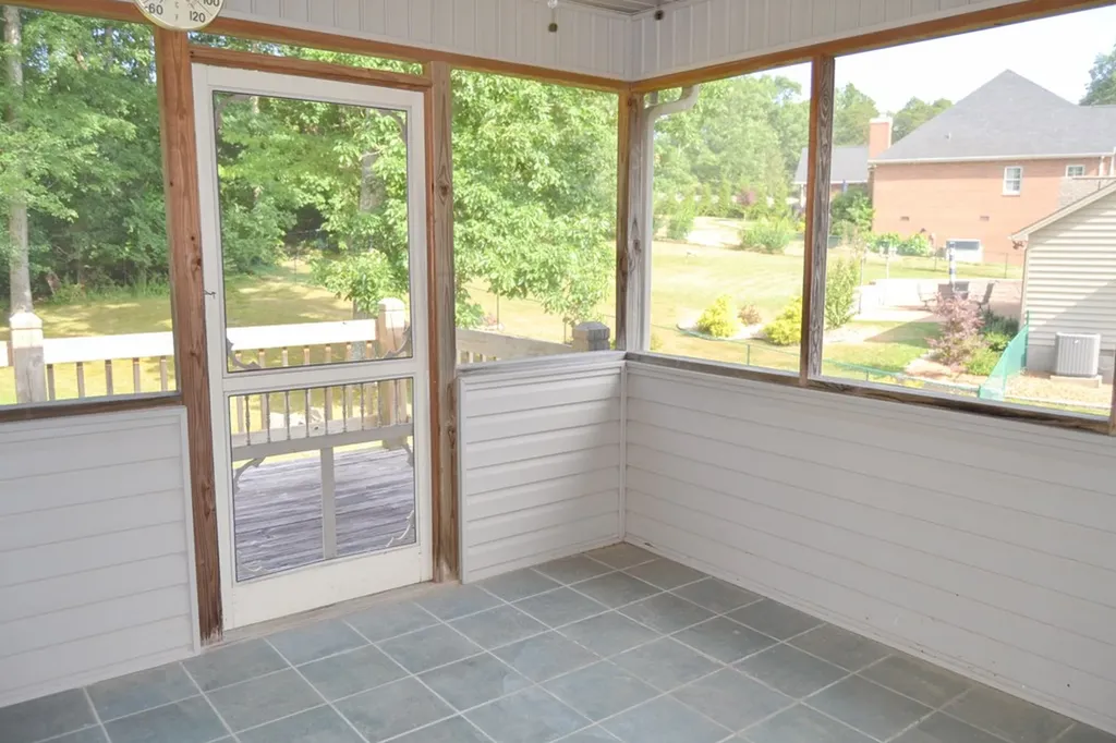 1267 Holiday Drive Crossville TN 38555