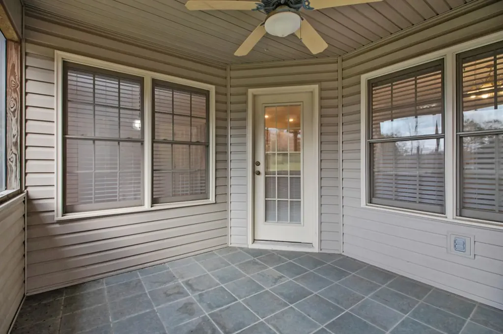 1267 Holiday Drive Crossville TN 38555