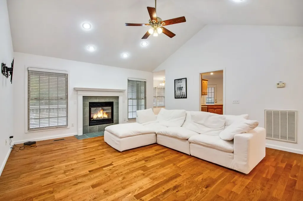 1267 Holiday Drive Crossville TN 38555