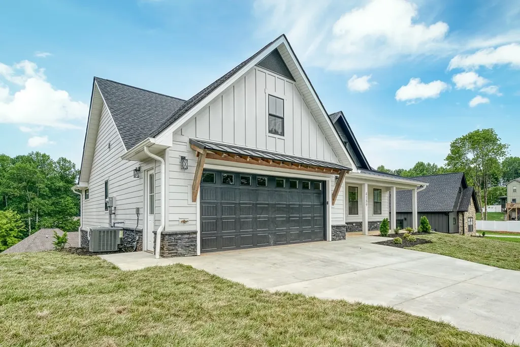 4189 Old Sparta Road Cookeville TN 38506