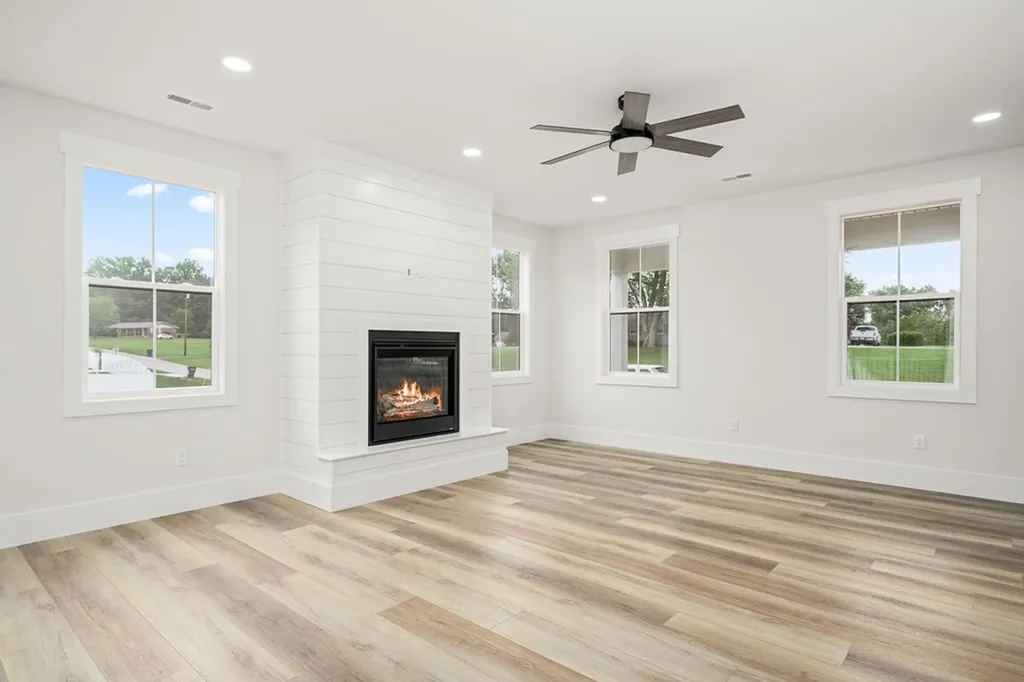 4189 Old Sparta Road Cookeville TN 38506