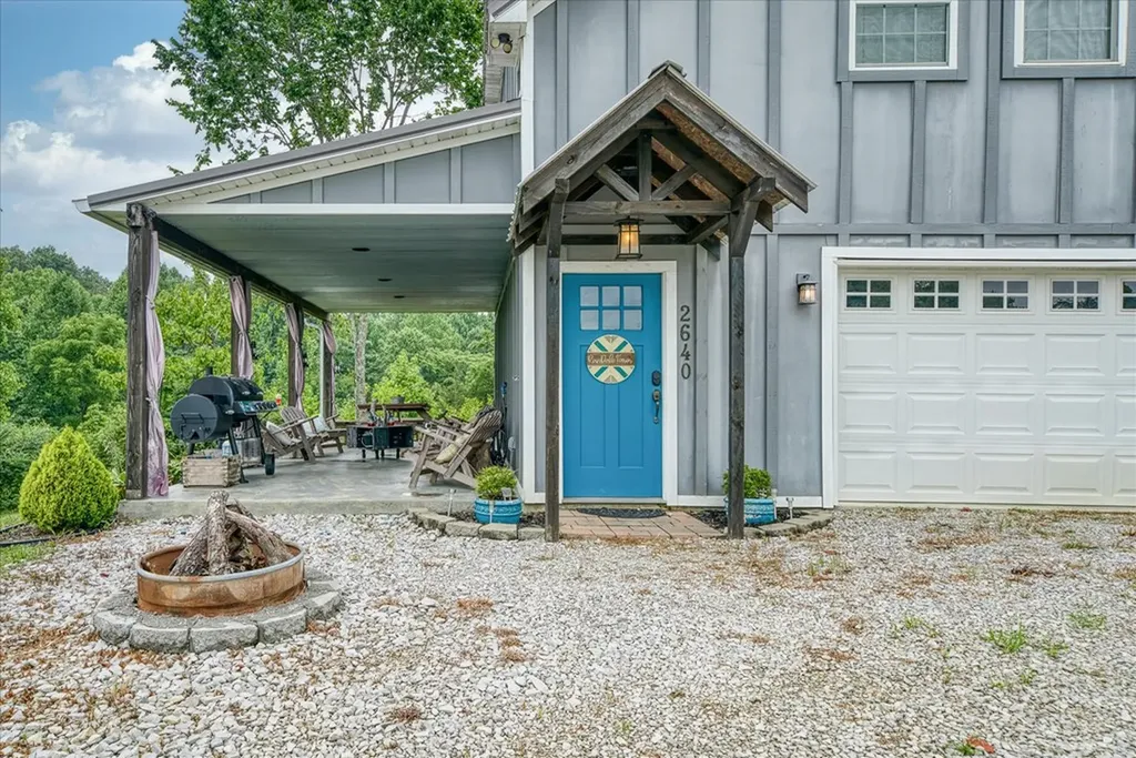 2642 Hilham Highway Livingston TN 38568