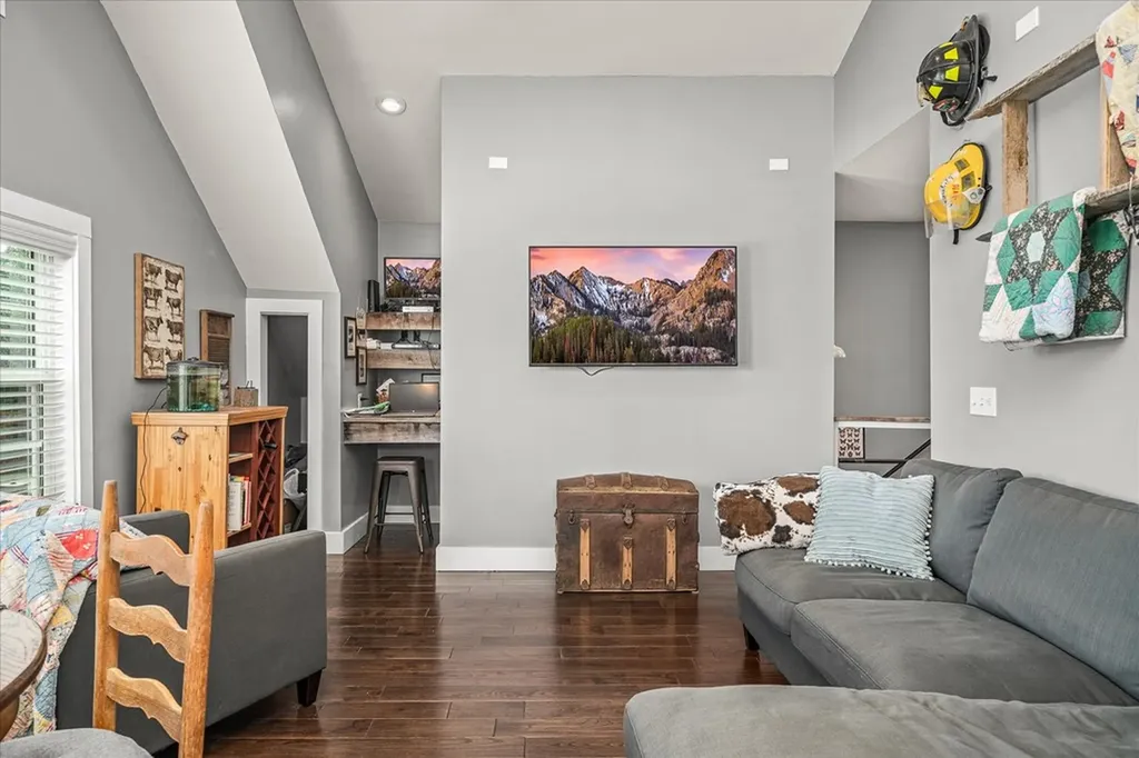 2642 Hilham Highway Livingston TN 38568