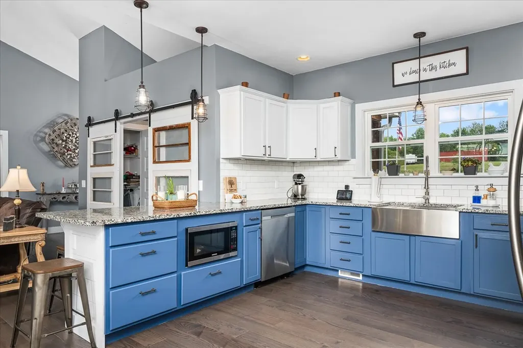 2642 Hilham Highway Livingston TN 38568