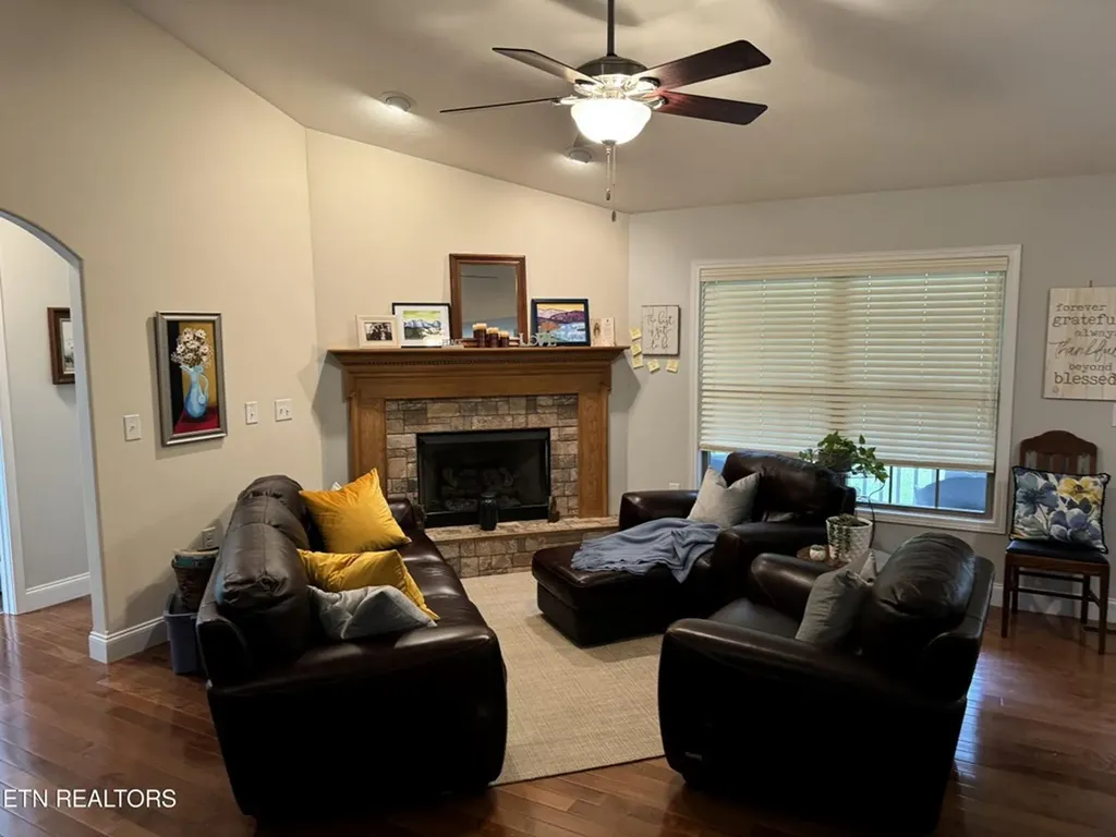 237 Satsuma Drive Crossville TN 38555