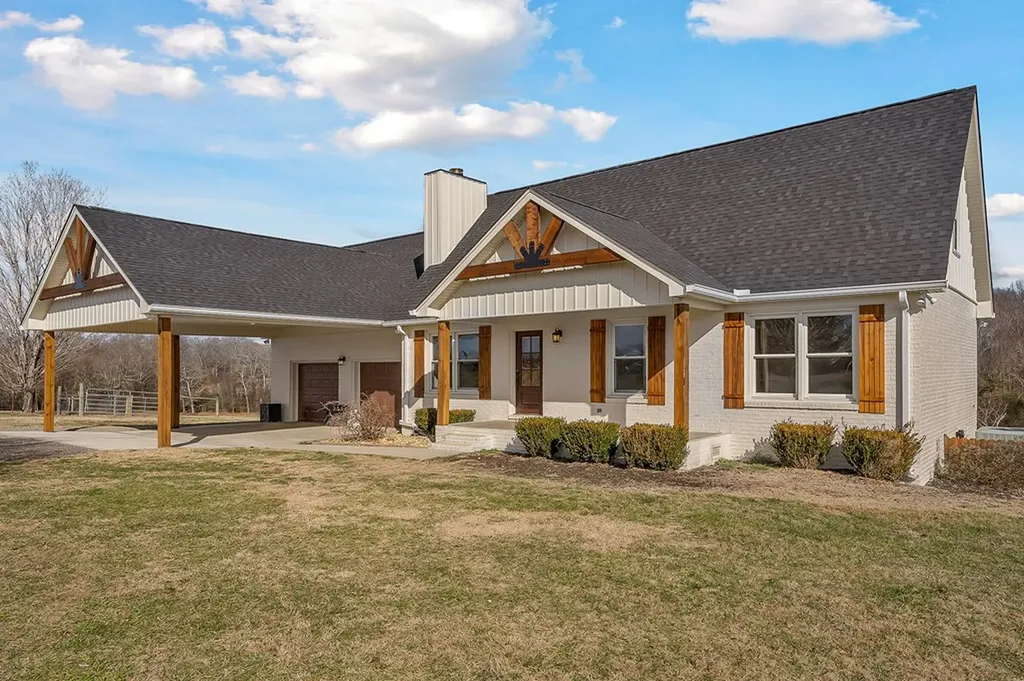 997 Magness Road Smithville TN 37166