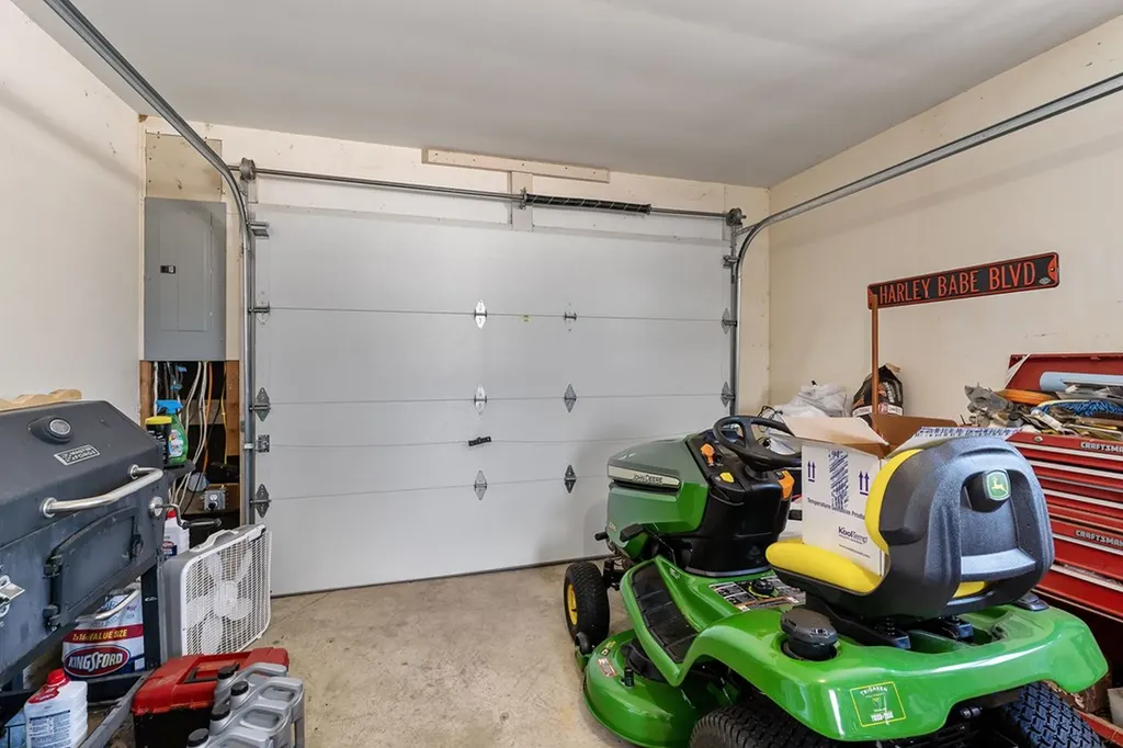 804 Breyer Street Celina TN 38551