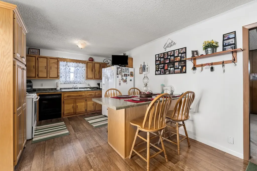802 Riverside Circle Celina TN 38551