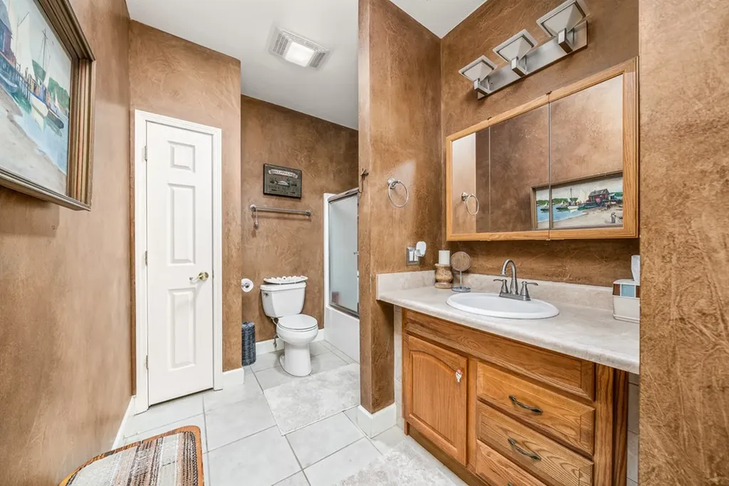 41 Greystone Lane Crossville TN 38571