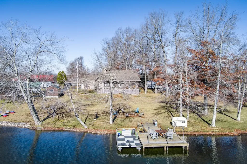 41 Greystone Lane Crossville TN 38571