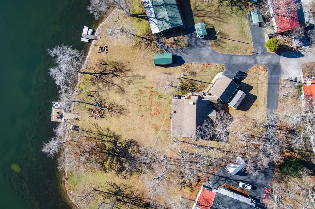 41 Greystone Lane Crossville TN 38571