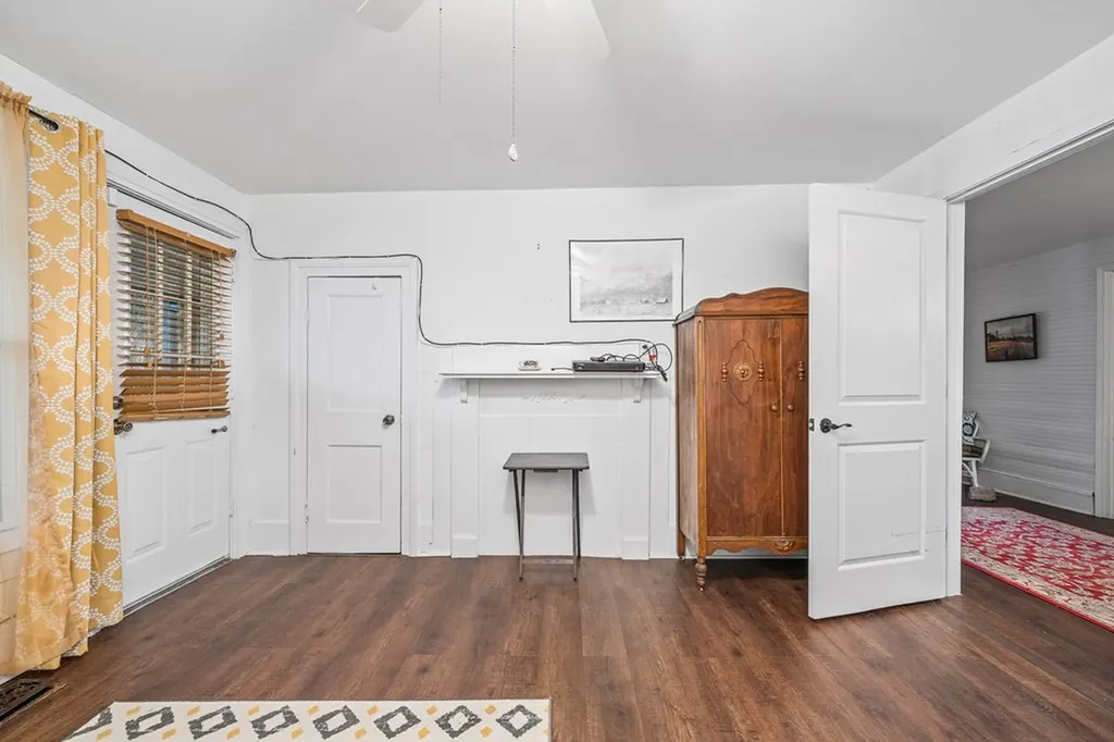 34 SE Lancaster Circle Lancaster TN 38569