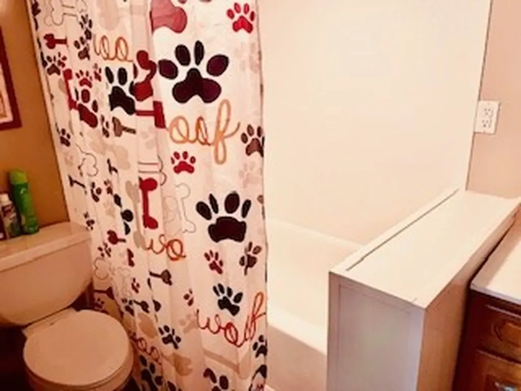 34 SE Lancaster Circle Lancaster TN 38569