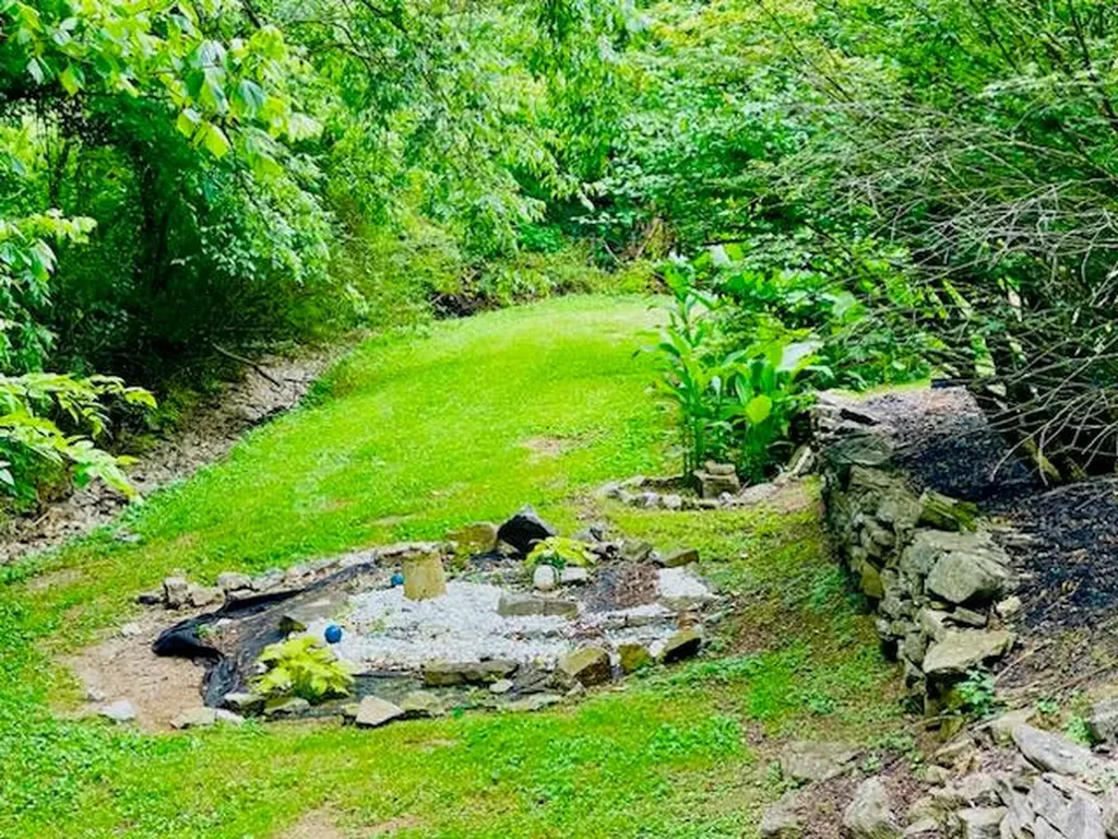 34 SE Lancaster Circle Lancaster TN 38569