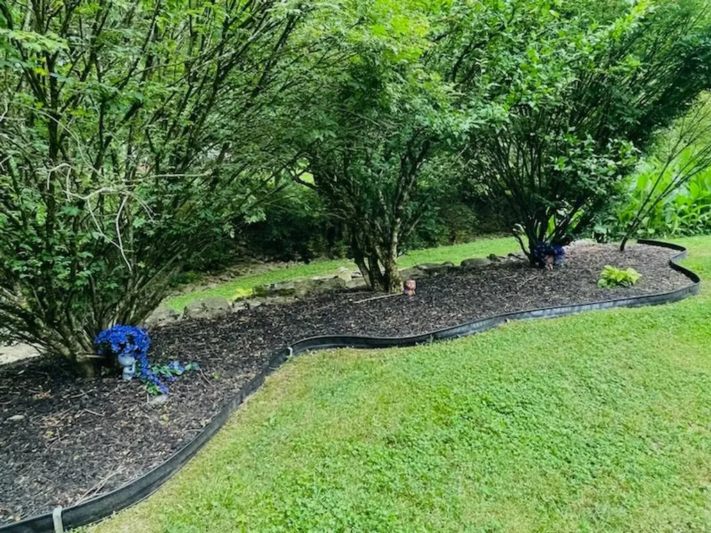 34 SE Lancaster Circle Lancaster TN 38569