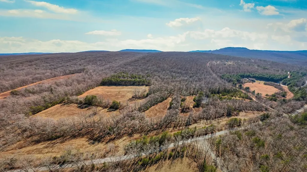 00 Hebbertsburg Road Crab Orchard TN 37723