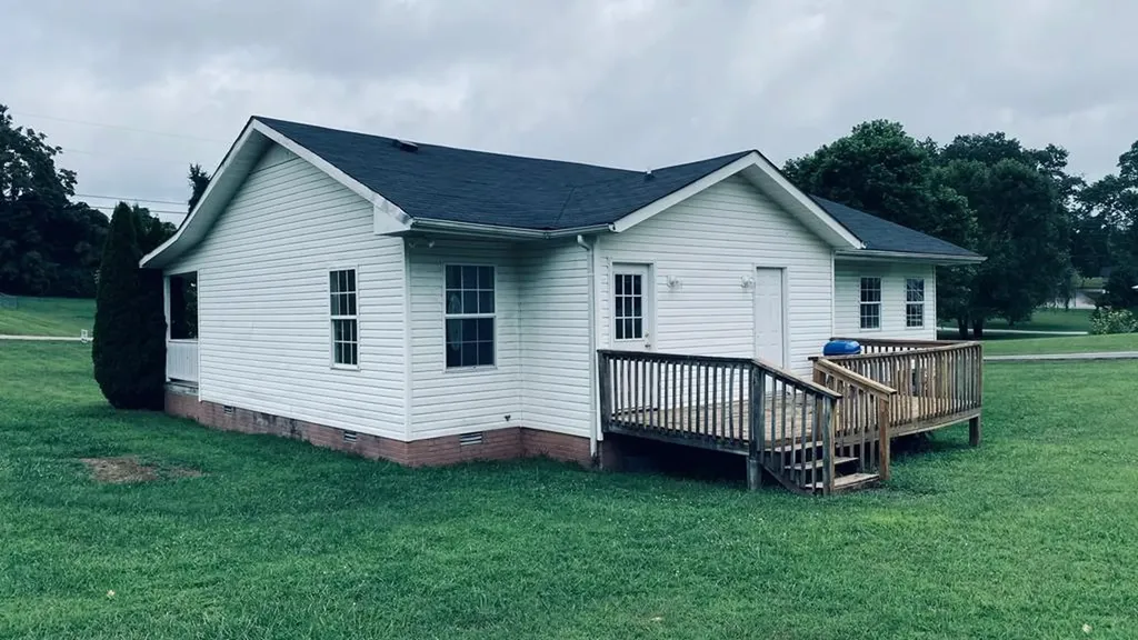 169 Golden Cove Lane Sparta TN 38583