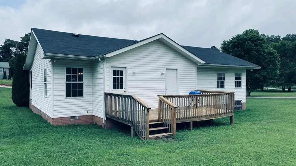 169 Golden Cove Lane Sparta TN 38583