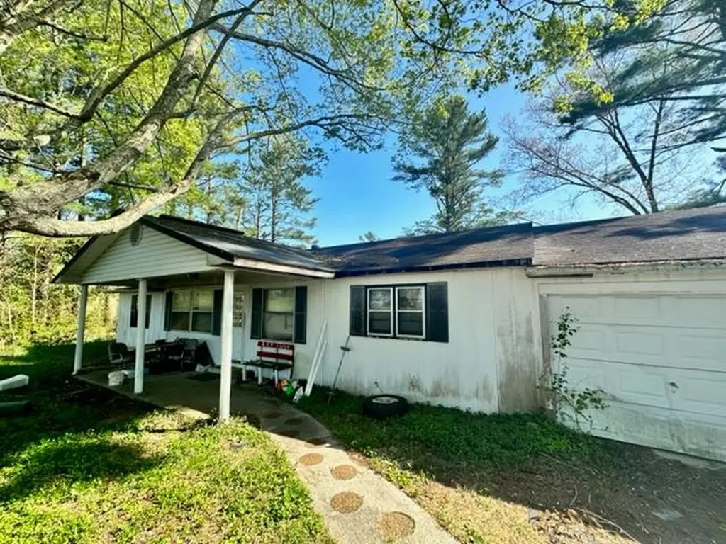 678 Tabor Loop Crossville TN 38571