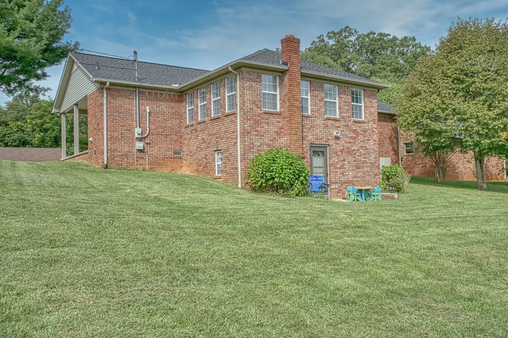 1466 Bunker Hill Road Cookeville TN 38506