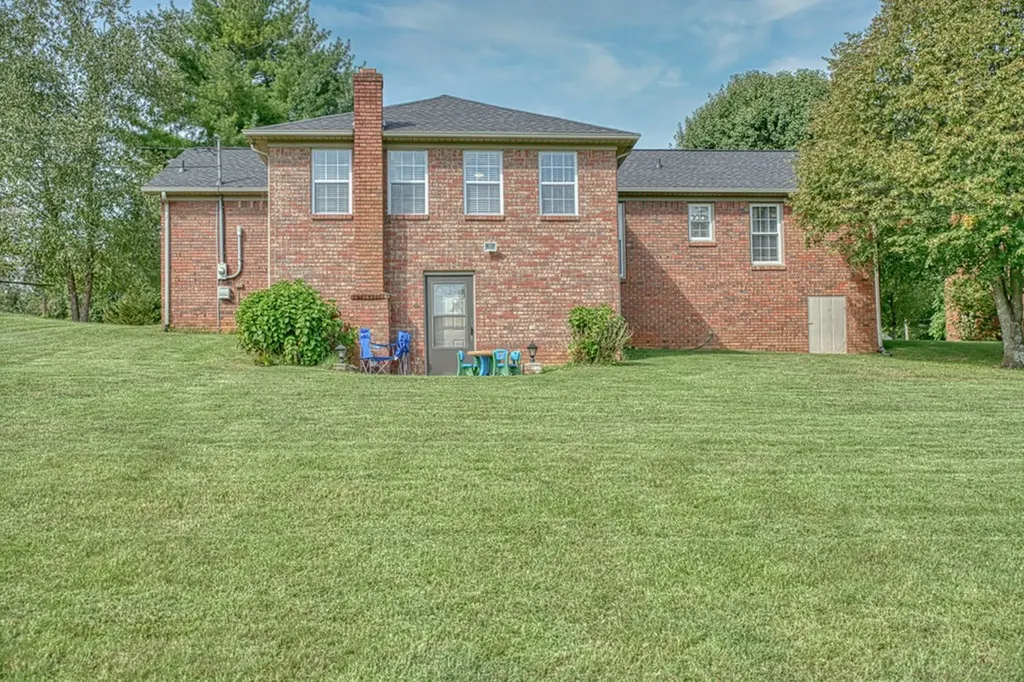 1466 Bunker Hill Road Cookeville TN 38506
