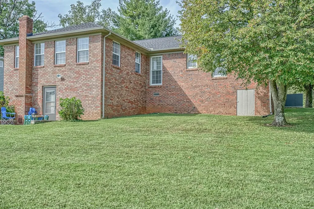 1466 Bunker Hill Road Cookeville TN 38506