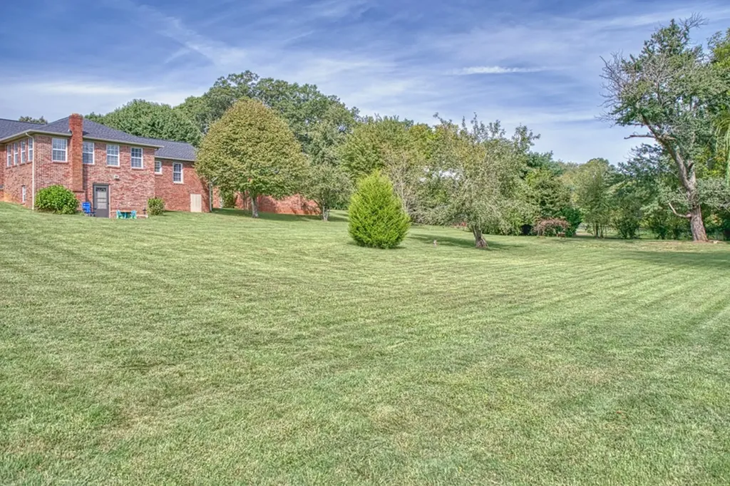 1466 Bunker Hill Road Cookeville TN 38506