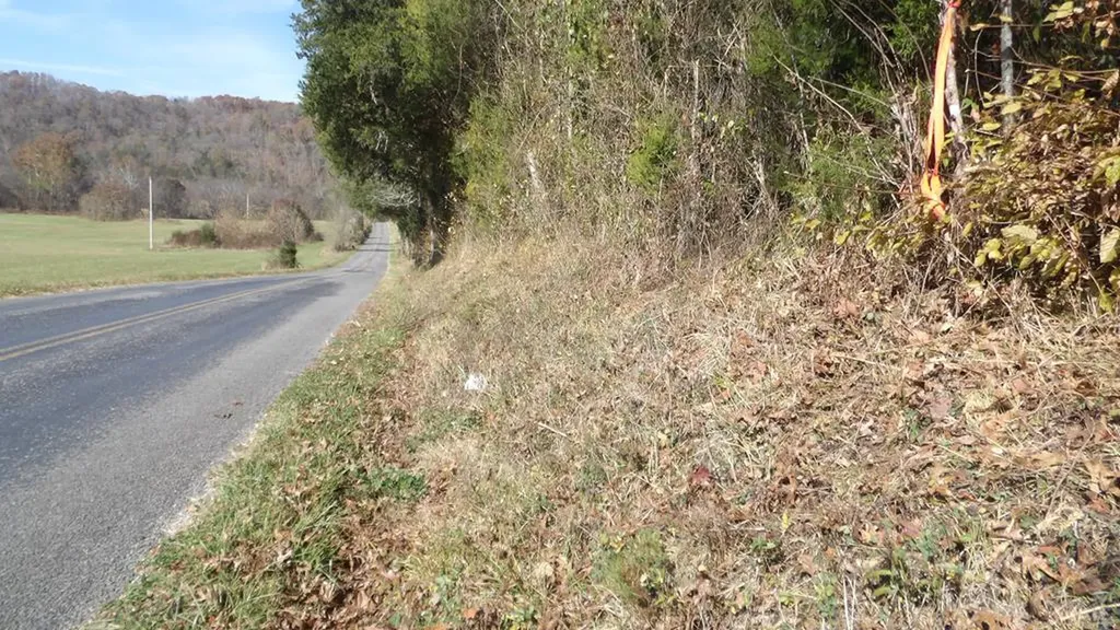 3509 Wet Mill Creek Road Celina TN 38551