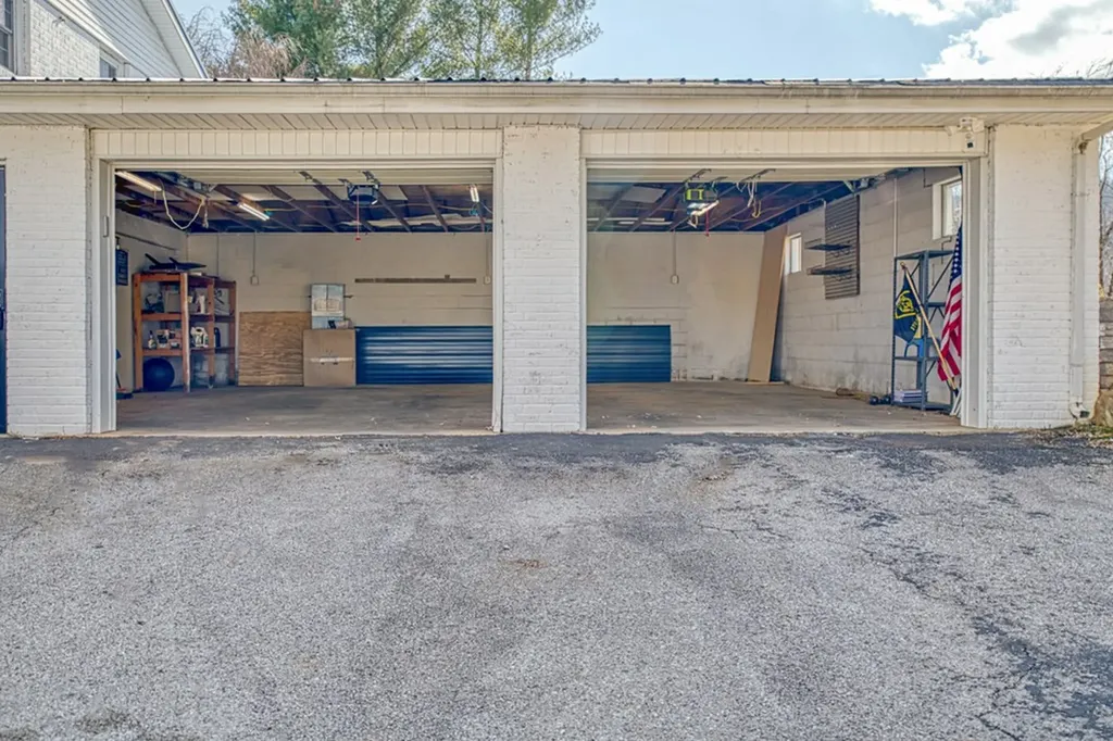 4161 Seven Springs Road Cookeville TN 38506