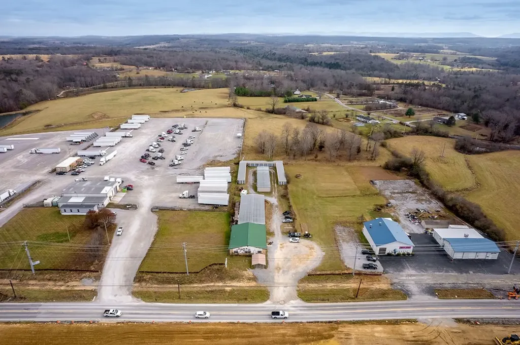 5134 Highway 127 N Crossville TN 38571