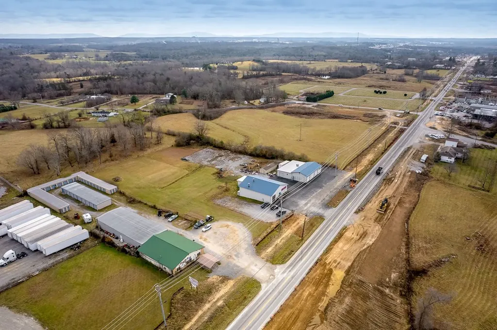 5134 Highway 127 N Crossville TN 38571