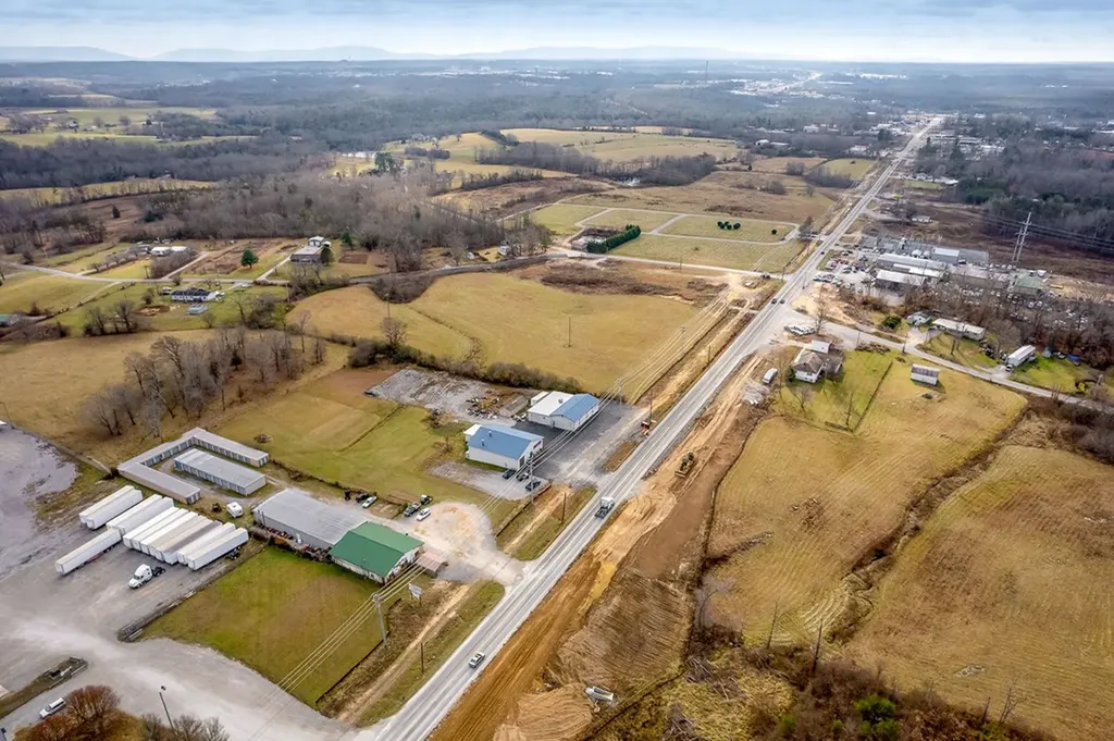 5134 Highway 127 N Crossville TN 38571