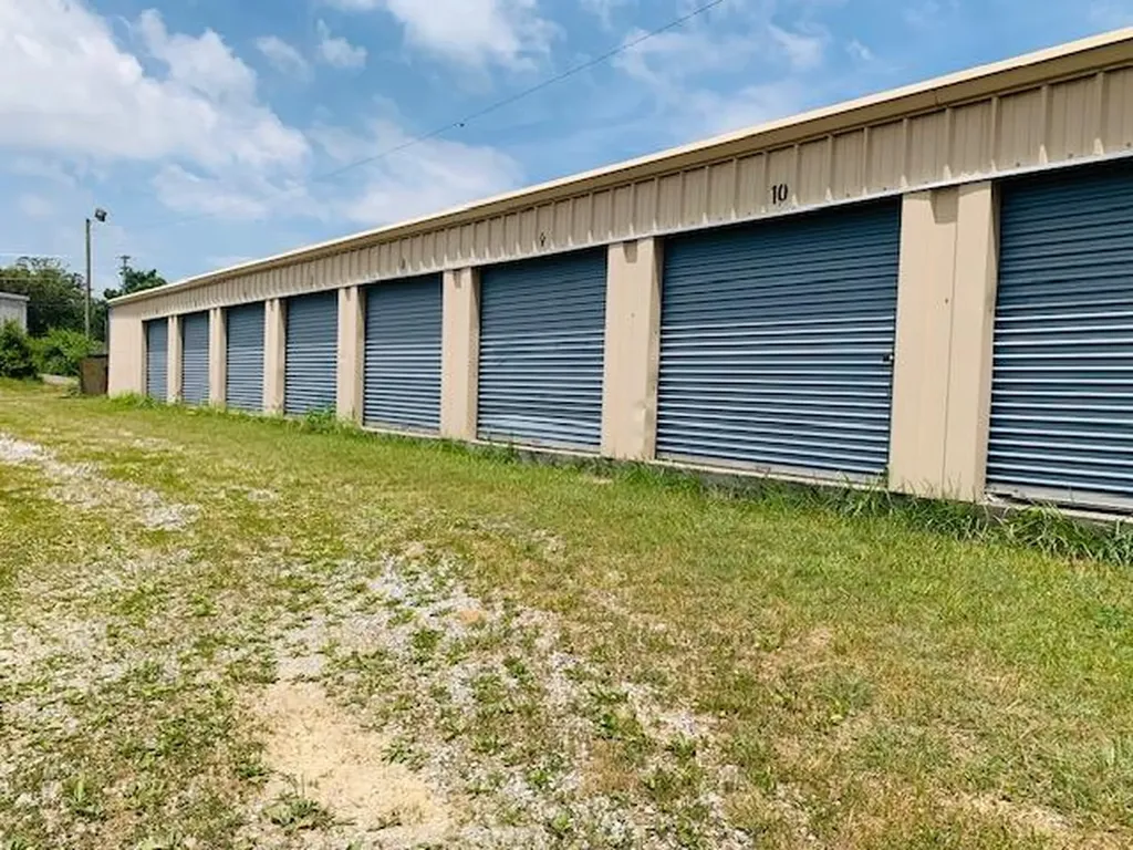 5134 Highway 127 N Crossville TN 38571