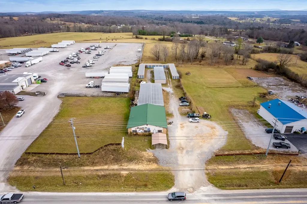 5134 Highway 127 N Crossville TN 38571