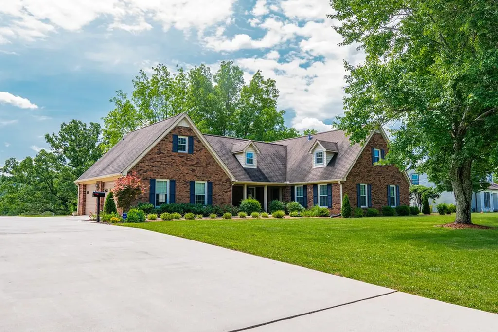 437 Nob Hill Drive Sparta TN 38583