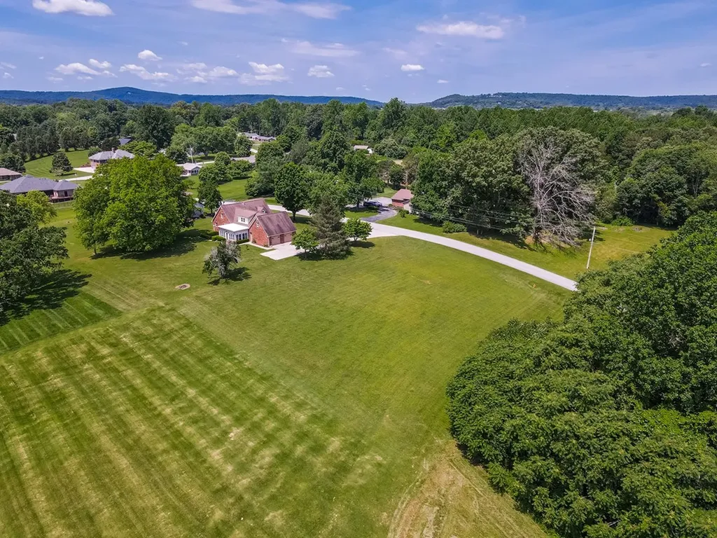 437 Nob Hill Drive Sparta TN 38583