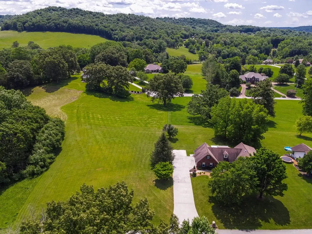 437 Nob Hill Drive Sparta TN 38583