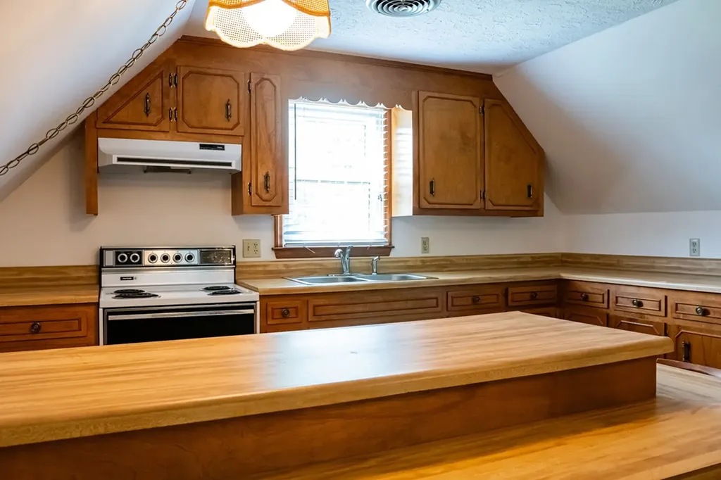 437 Nob Hill Drive Sparta TN 38583