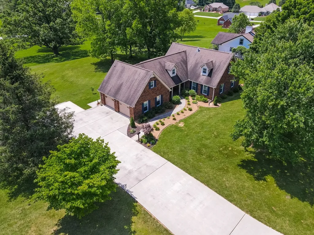 437 Nob Hill Drive Sparta TN 38583