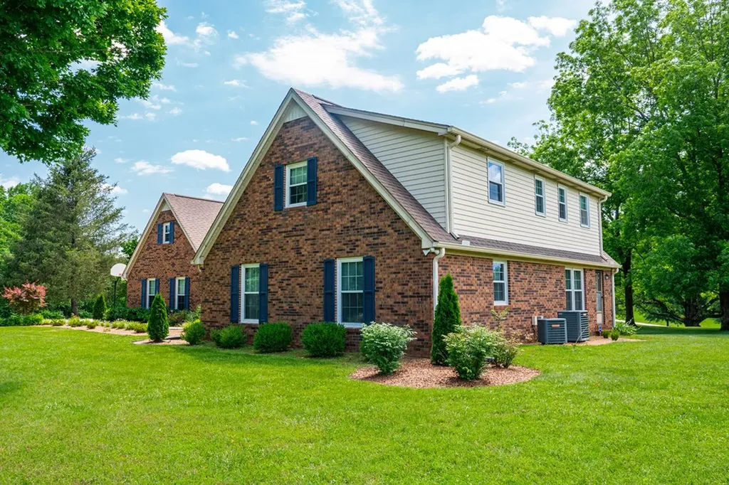 437 Nob Hill Drive Sparta TN 38583