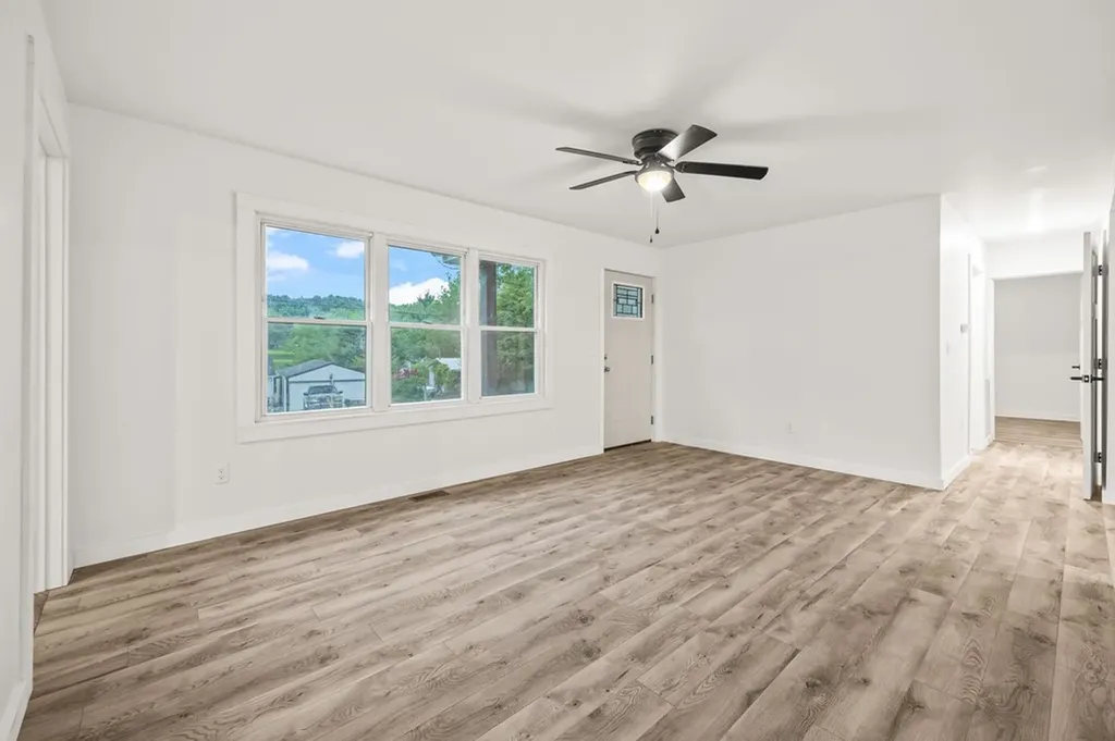 109 Ford Street Byrdstown TN 38549