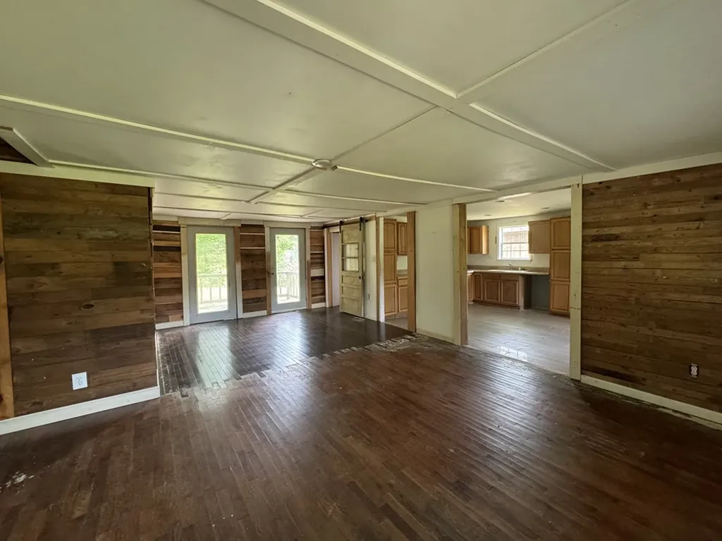 1095 Franklin Road Jamestown TN 38556