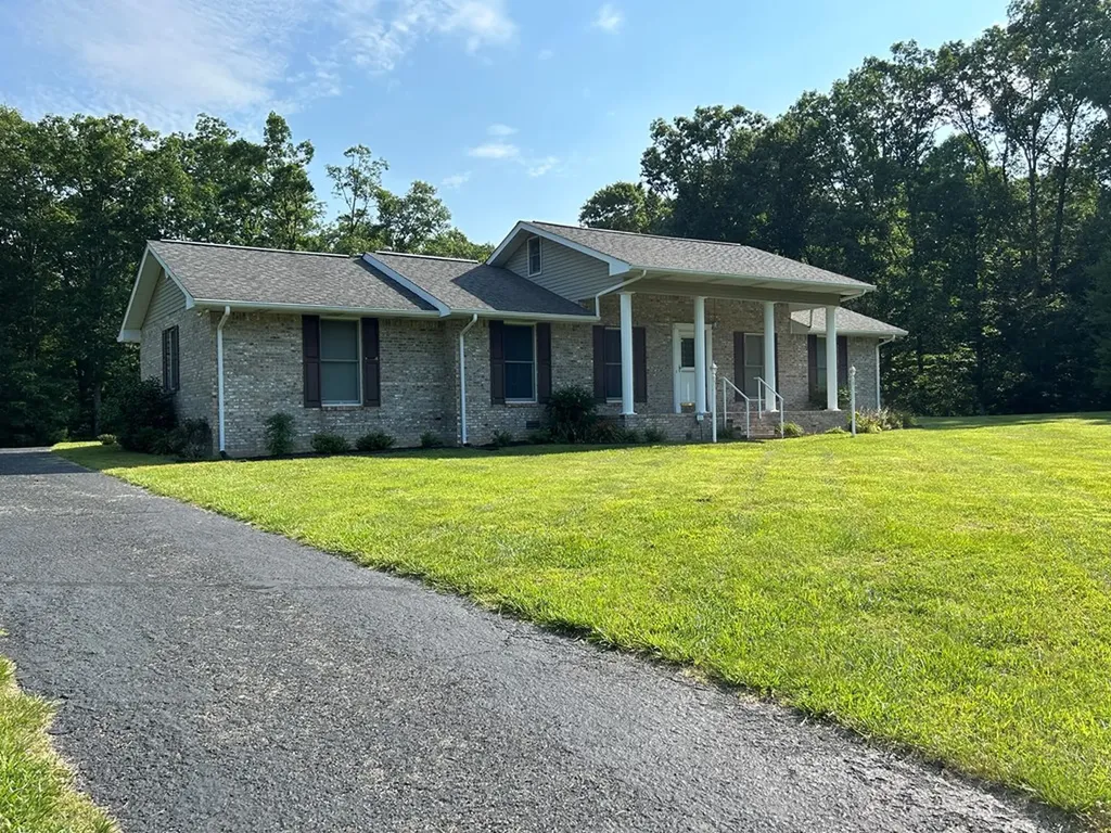 1107 Circle Drive Jamestown TN 38556