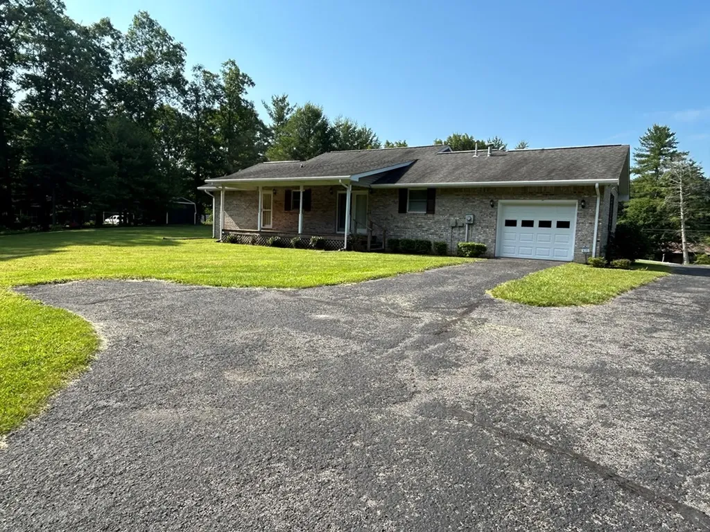 1107 Circle Drive Jamestown TN 38556