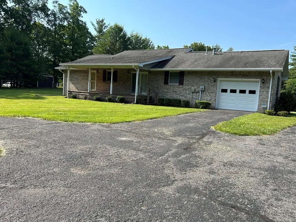 1107 Circle Drive Jamestown TN 38556