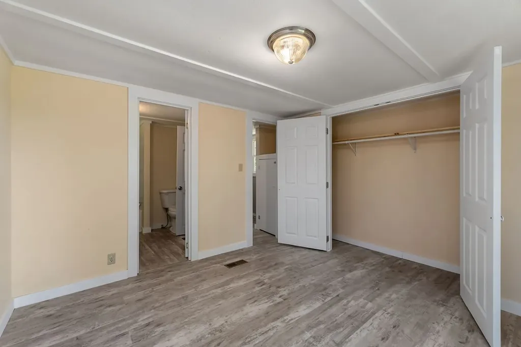 1007 Eastridge Drive Byrdstown TN 38549