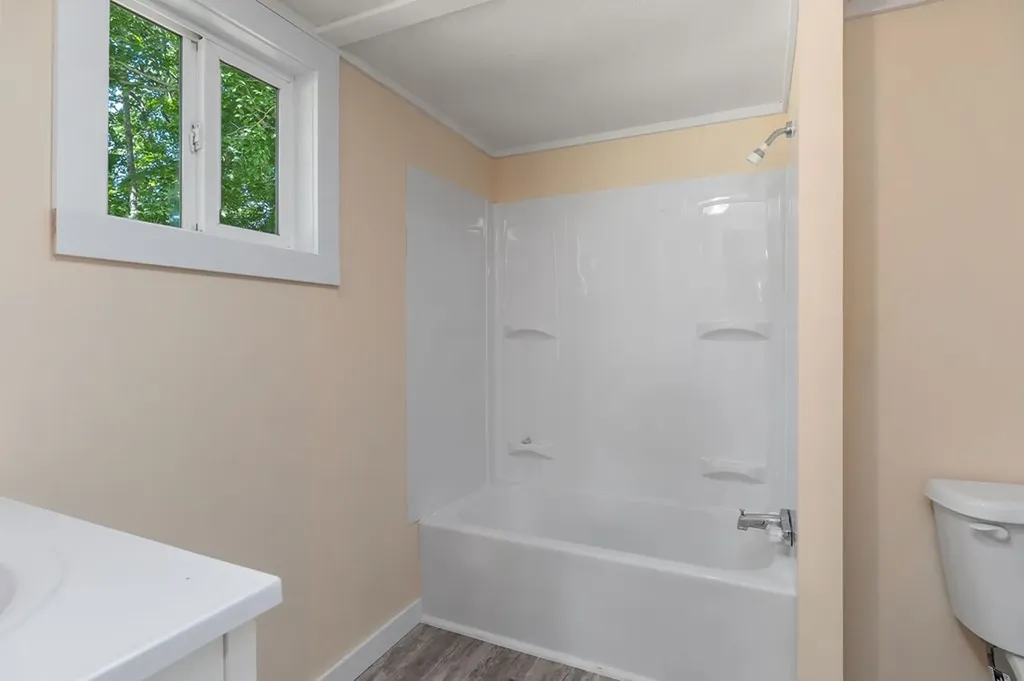 1007 Eastridge Drive Byrdstown TN 38549