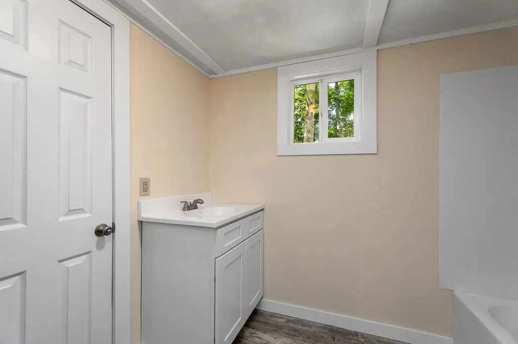 1007 Eastridge Drive Byrdstown TN 38549