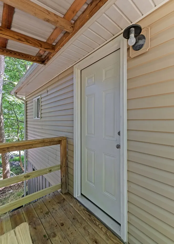 1007 Eastridge Drive Byrdstown TN 38549