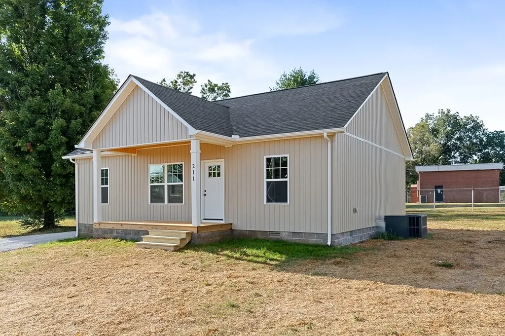 211 Wilhite Street Sparta TN 38583